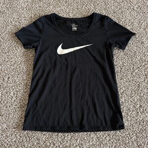 Like New Perfect Condition Women’s The Nike Tee Size Small